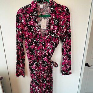 Diane Von Furstenberg DVF Wrap Tie Classic Dress, Size 14